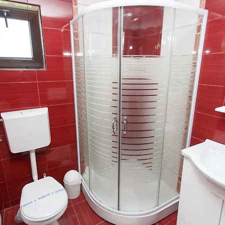 De Inchiriat Sandra Гостевой дом