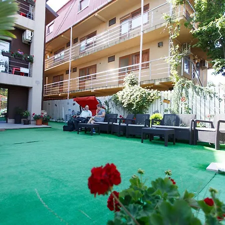 De Inchiriat Sandra 招待所