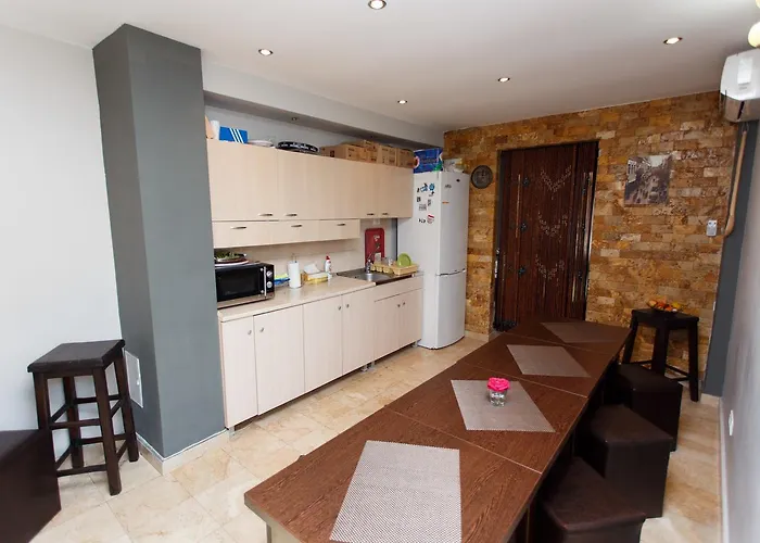 De Inchiriat Sandra 3* 科斯蒂内什蒂