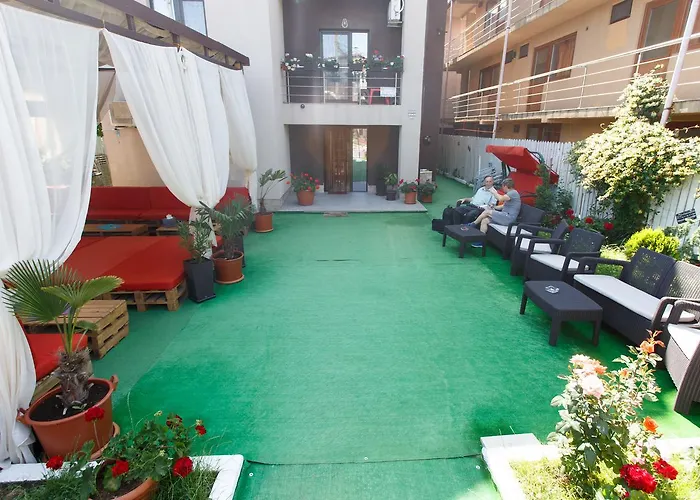 招待所 De Inchiriat Sandra 科斯蒂内什蒂