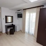 De Inchiriat Sandra Guest house Costinesti