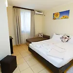 Guest house De Inchiriat Sandra Costinesti