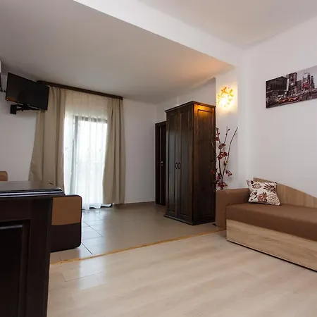 Sandra 3* Costinesti