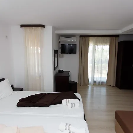 Sandra Affittacamere 3*