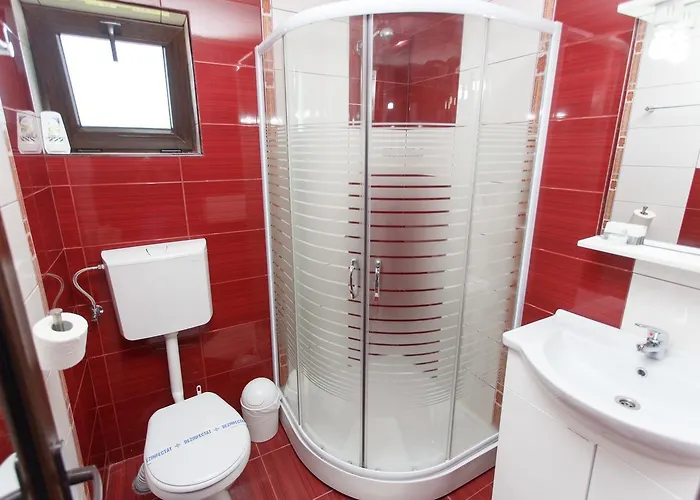 De Inchiriat Sandra Pensiune